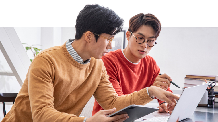 영감은 자유롭게, 논리는 치열하게